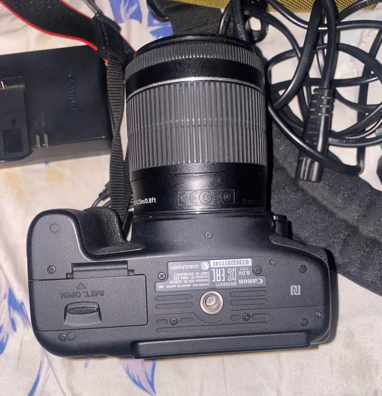 Фотоаппарат Canon EOS 750D 3 Фотоаппарат Canon EOS 750D 3