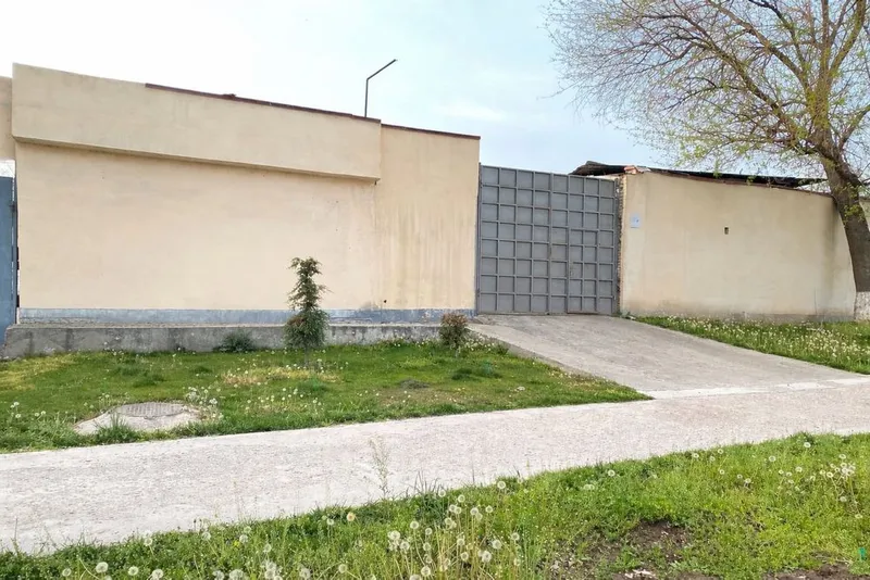 Продается земля 10 соток, фасад 25 метров