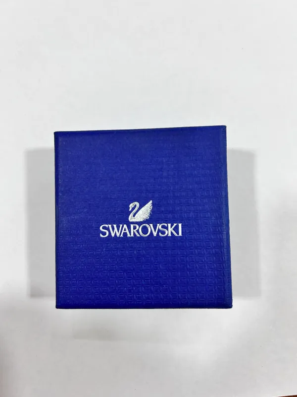 Swarovski manjet tugmalari 1