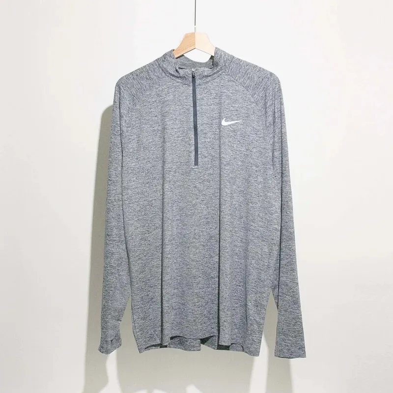 Спортивная одежда Nike 2