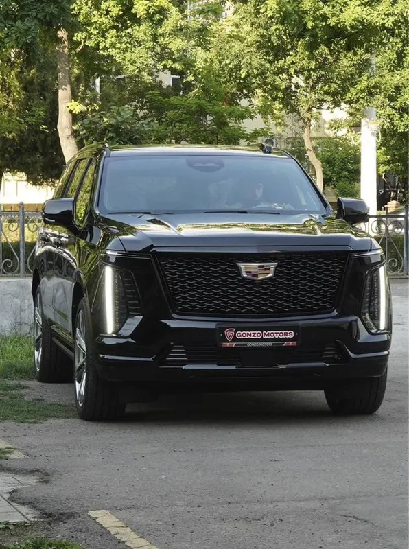Nasiya savdoga Cadilac escalade sport platinum