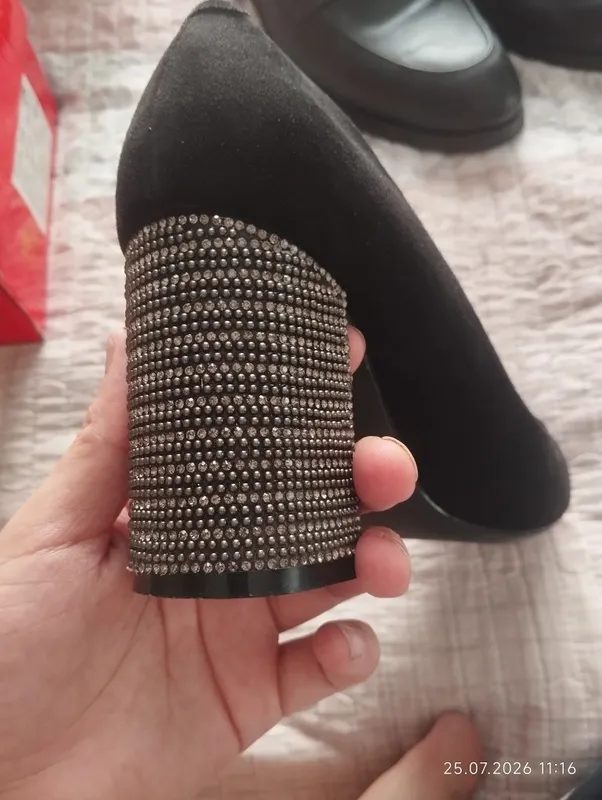 Tufli holati ideal 37 razmer 3 Tufli holati ideal 37 razmer 3