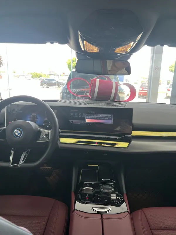 Bmw i5 Elektor. 7 Bmw i5 Elektor. 7