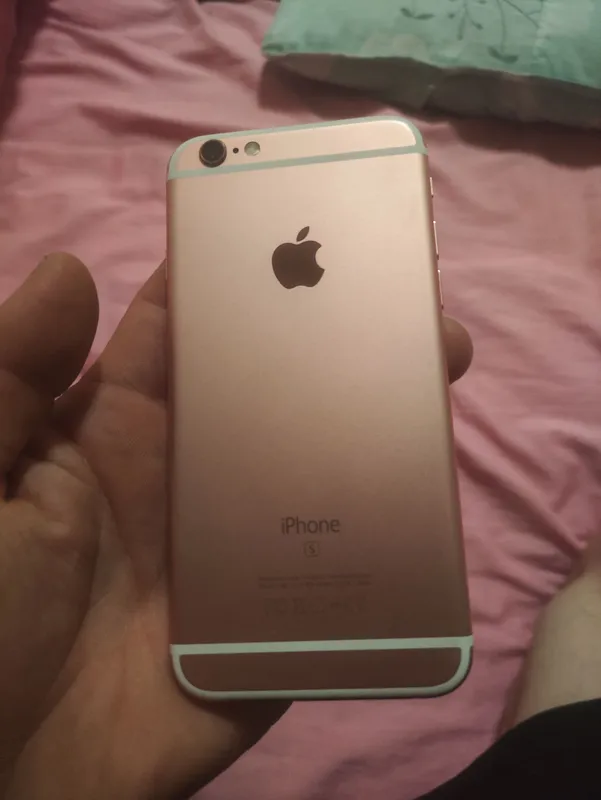 Iphone 6s Rose Gold 64Gb, в отличном состоянии, ретро 2 Iphone 6s Rose Gold 64Gb, в отличном состоянии, ретро 2