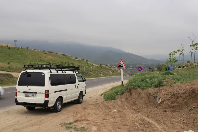 Toyota hiace 1997 5