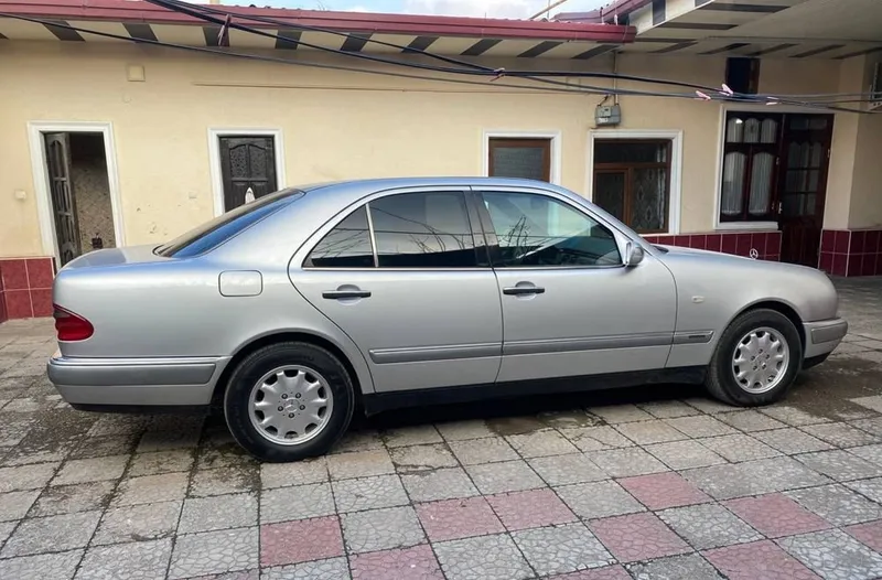 Mers w210 elegant 6 Mers w210 elegant 6