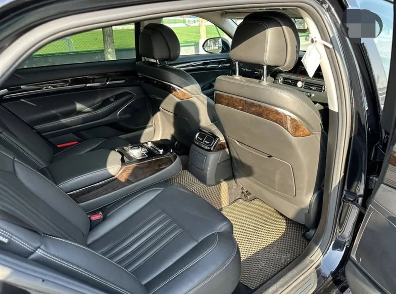 Genesis G90 long VIP xizmati. English speaking driver. VIP Transfer ca — фото 4