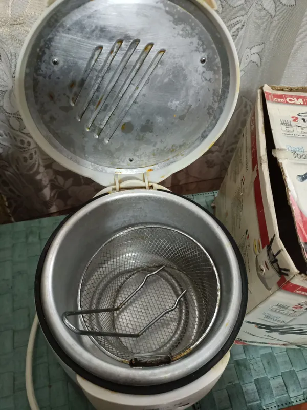Продам фритюрницу 3 Продам фритюрницу 3