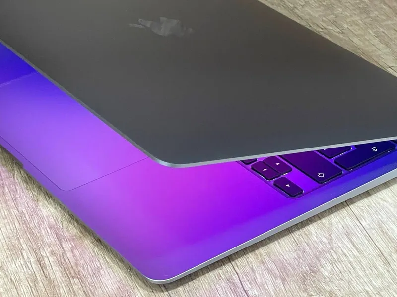 Open Box MacBook Air 13” Apple M1 / 16 GB / 512 GB 4 Open Box MacBook Air 13” Apple M1 / 16 GB / 512 GB 4