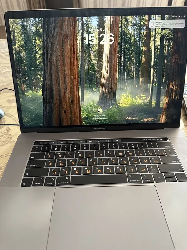 Macbook pro 2018 15- inch Core i7 — фото 2