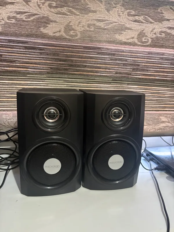 Басовая колонка Microlab 2