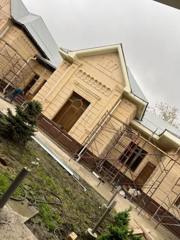 Alkafon – Yuqori Sifatli Alyuminiy Kompozit Panel | Zamonaviy Fasad va 5 Alkafon – Yuqori Sifatli Alyuminiy Kompozit Panel | Zamonaviy Fasad va 5