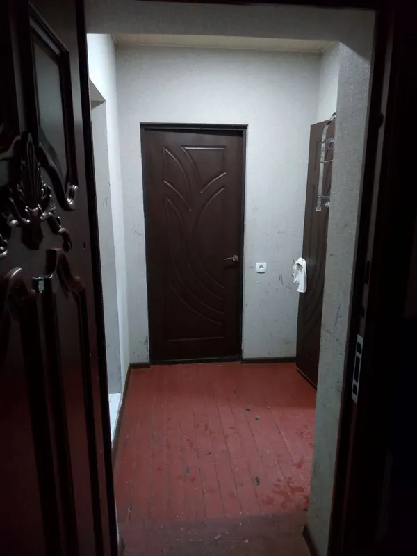 Yotoqxonada shaxsiy sanuzelli xona sotiladi, 18 m² 4