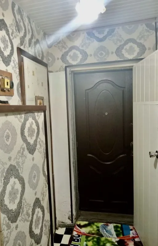 Продаётся 1 ком ДЕТСКАЯ БОЛЬНИЦА