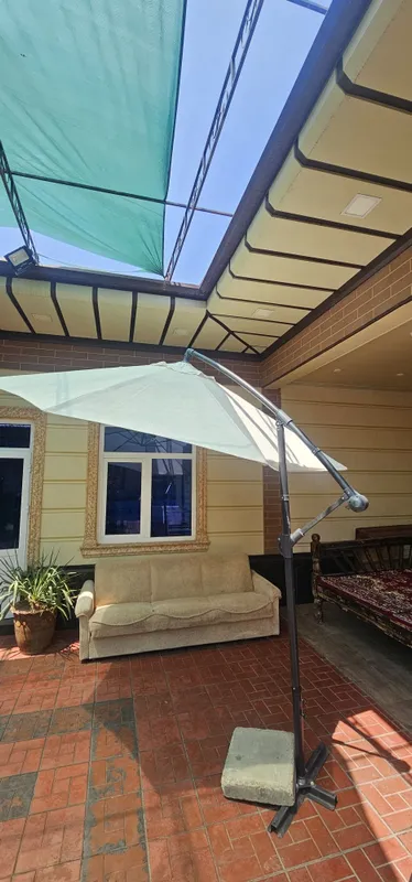 Оригинал зонт сотилади 3