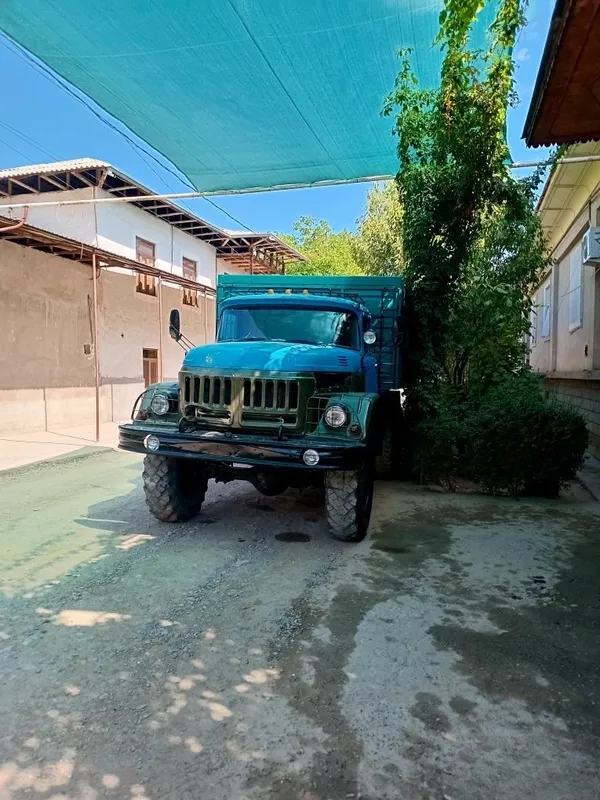 Zil 131 sotiladi moshina yangi terib chiqilgan 1 Zil 131 sotiladi moshina yangi terib chiqilgan 1
