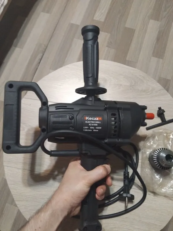 Продам Электро Дрель + Мешалка фирмы Keczz новая. 1 Продам Электро Дрель + Мешалка фирмы Keczz новая. 1