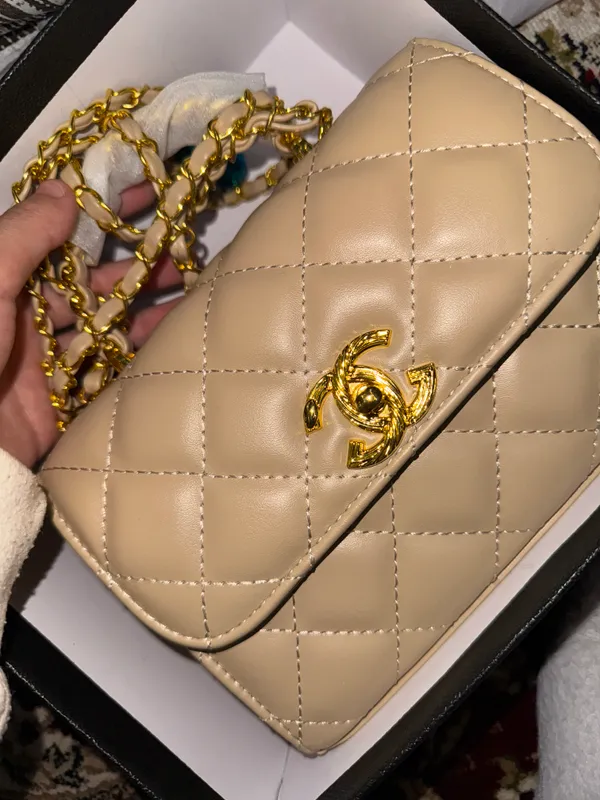 CHANEL sumka 1 CHANEL sumka 1