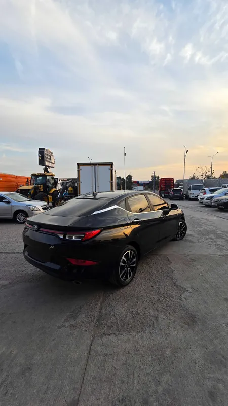 JAC J7 avtomobilini bonuslar bilan xarid qiling 2 JAC J7 avtomobilini bonuslar bilan xarid qiling 2