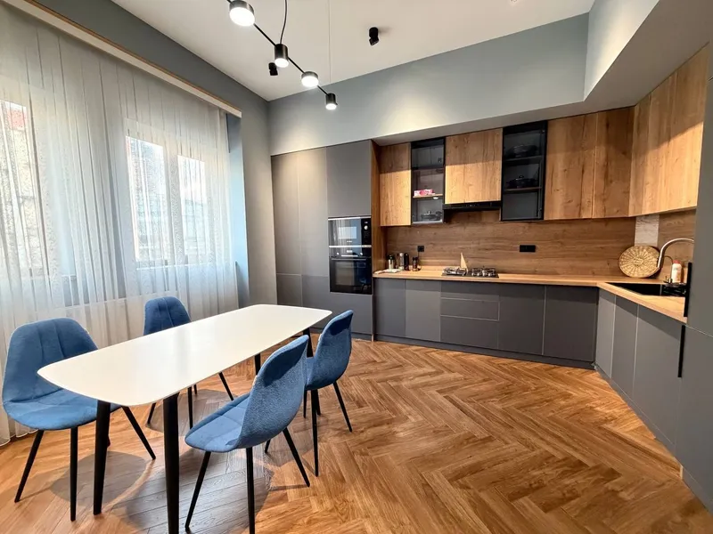 Продажа 3-комн. кв. 89 м², Яккасарайский 2