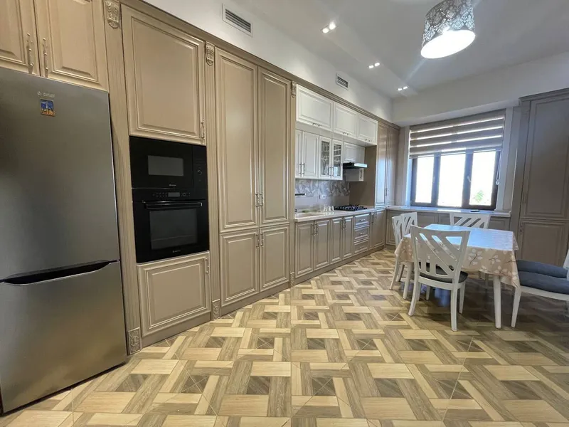 2 xonali kvartira, 76 m², 9/9, yangi qurilish 4 2 xonali kvartira, 76 m², 9/9, yangi qurilish 4