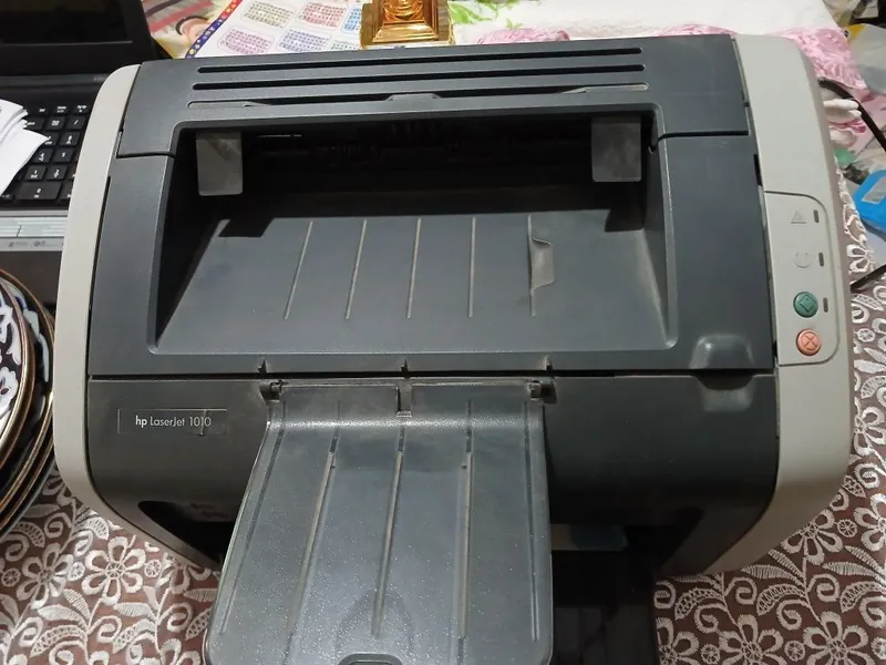 Продам принтер HP 1018 3 Продам принтер HP 1018 3