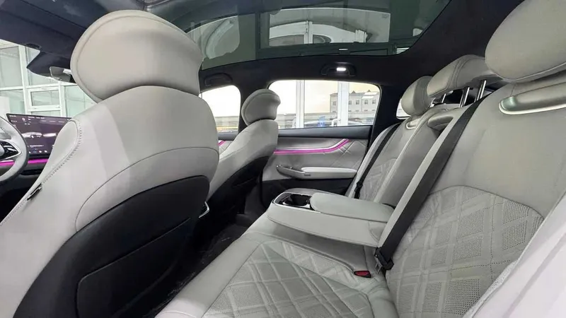 changan nevo a07 elektr 701km naxt va xalol nasiya savdo — фото 2