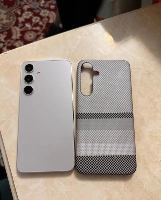 Samsung s24 plus 12/259 2 Samsung s24 plus 12/259 2