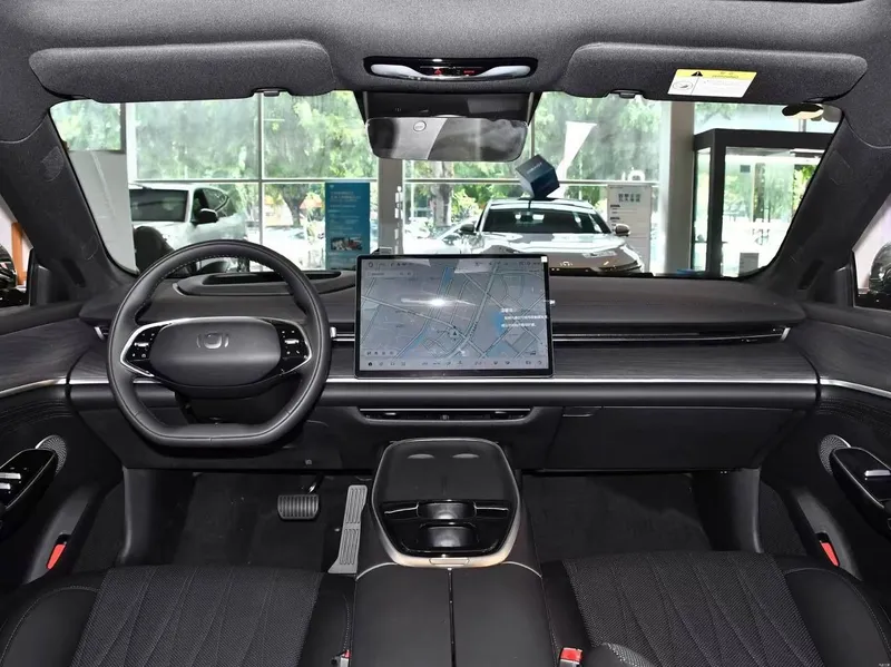 Changan Nevo Qiyuan A07 электричка 2 Changan Nevo Qiyuan A07 электричка 2