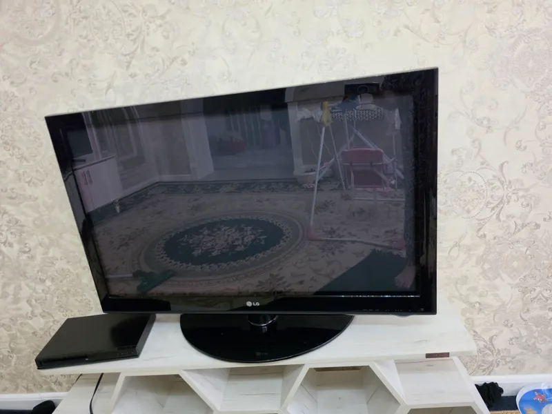 LG Telivizor 42talik 3