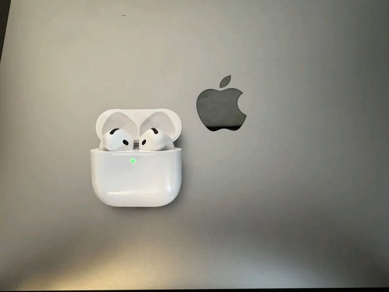 AirPods 4 ANC оригинал 100% в отличном состоянии. 1 AirPods 4 ANC оригинал 100% в отличном состоянии. 1