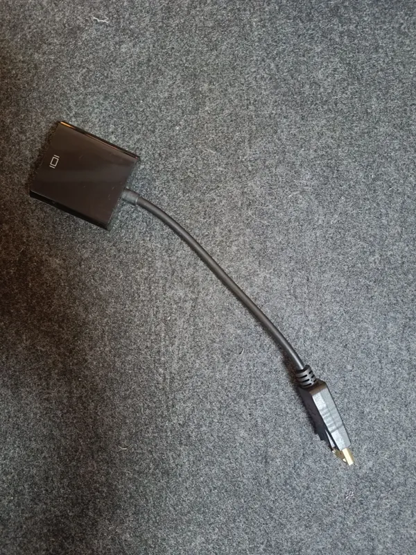 VGA – Displayport adapteri VGA – Displayport adapteri
