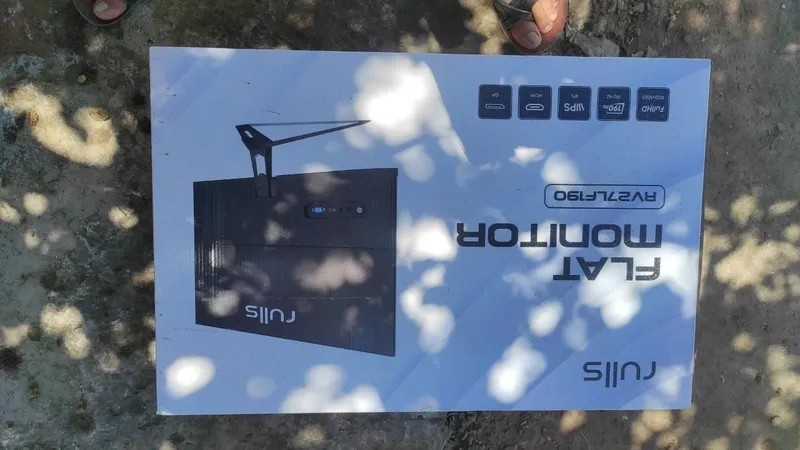 Monitor. Rulls 27lik 190 hz 1