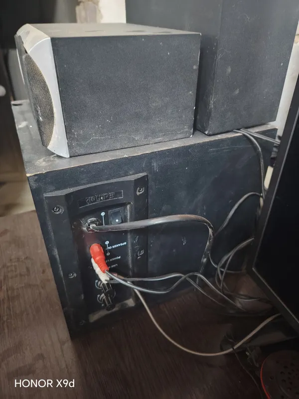 Edifier X-600 Sanbufer sotiladi 2.1 5