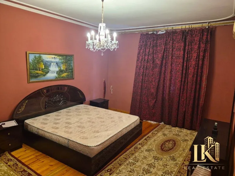 Продаётся 4-комнатная квартира, 151 м², 3/9, Мирабадский район — фото 5