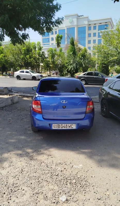 Продаётся автомобиль Granta 3 Продаётся автомобиль Granta 3