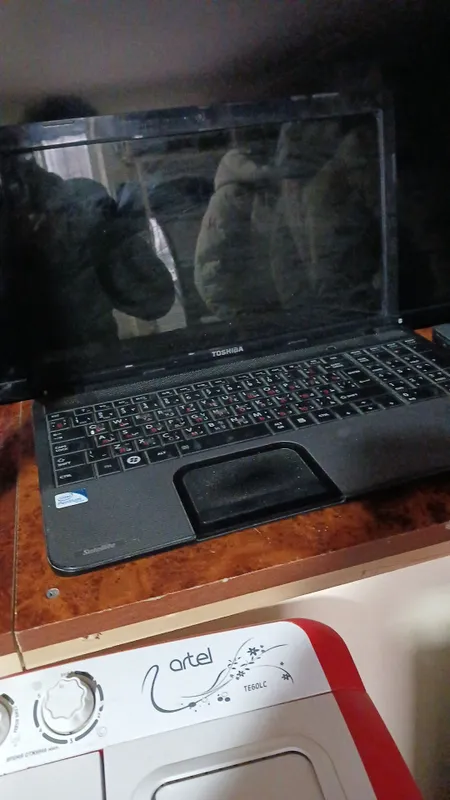 Toshiba notebook Holati yaxshi ishonchli bo'lishi uchun uchrashamiz Toshiba notebook Holati yaxshi ishonchli bo'lishi uchun uchrashamiz