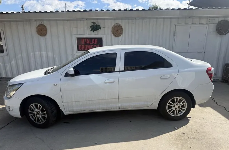 2022-yilgi Cobalt avtomobili 4 2022-yilgi Cobalt avtomobili 4