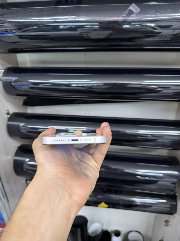 Iphone 12, только телефон, 64GB 4 Iphone 12, только телефон, 64GB 4