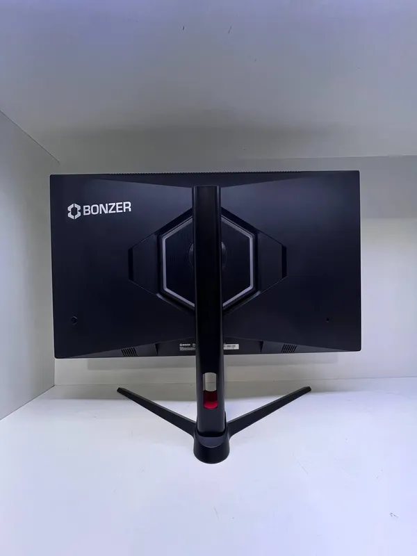 BONZER RGB 27″ FLAT 2 BONZER RGB 27″ FLAT 2