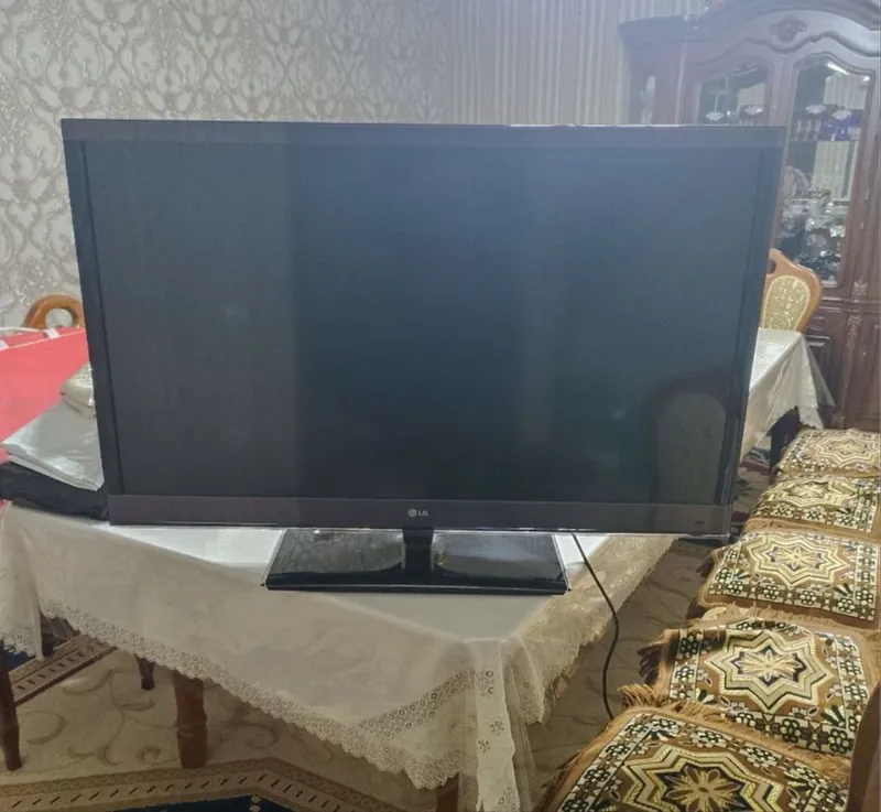 Televizor 43tali LG original va Xolodilnik Nord B/U — фото 1