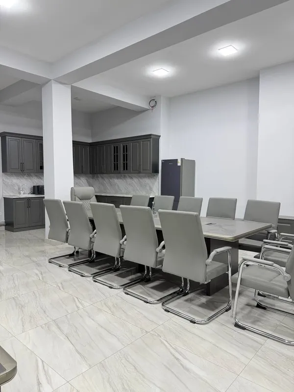 Eko bozor birinchi liniya 109 m2 evro remont arendaga berildi 4 Eko bozor birinchi liniya 109 m2 evro remont arendaga berildi 4