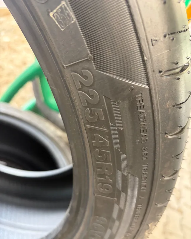 Wanli 225/45R19 2 Wanli 225/45R19 2