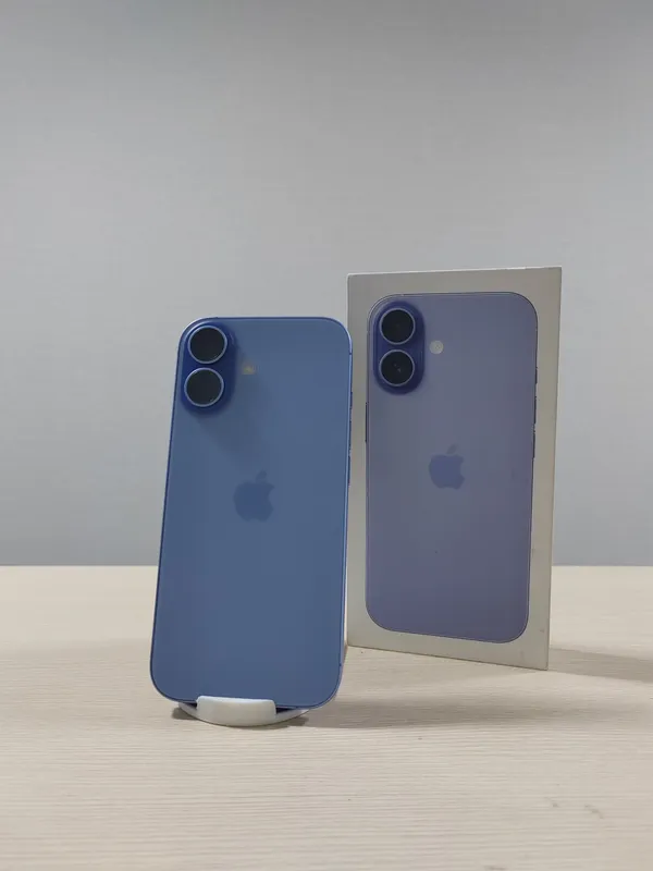 Срочно продаю iPhone 17 (256 ГБ, модель A3258) 1 Срочно продаю iPhone 17 (256 ГБ, модель A3258) 1