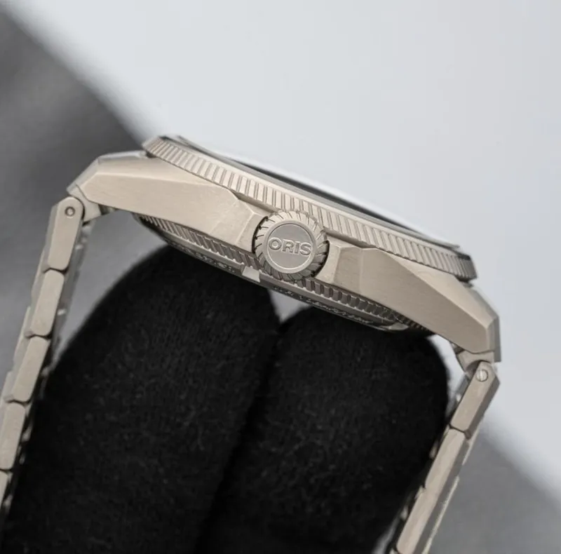 Oris Propilot X 39mm Titan 7 Oris Propilot X 39mm Titan 7