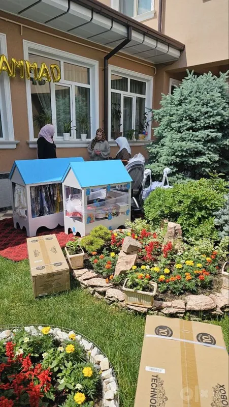 Sarpo qutilari sotiladi 2 dona rasimdagi katta va kichik bo’yli uycha 2 Sarpo qutilari sotiladi 2 dona rasimdagi katta va kichik bo’yli uycha 2