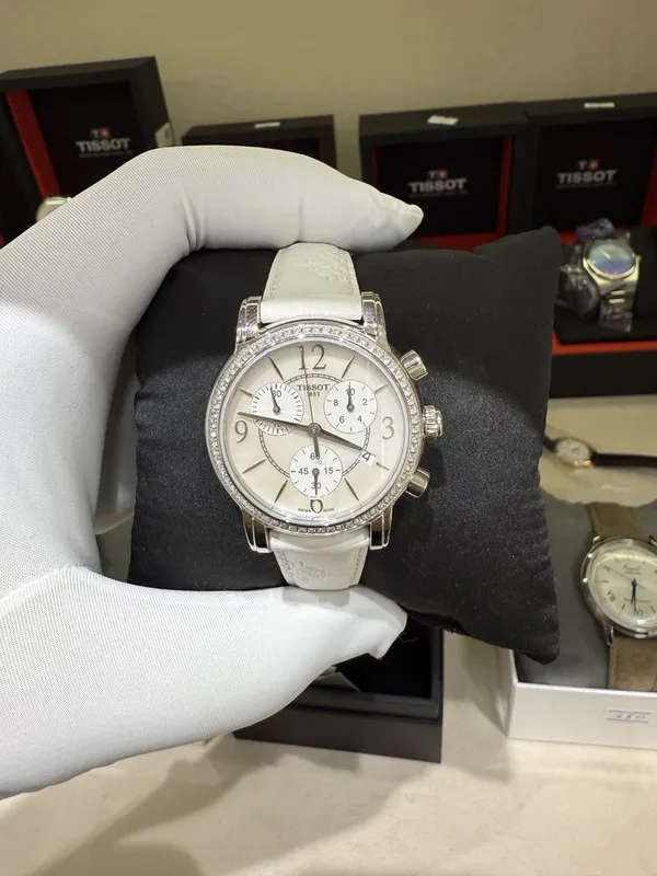 Часы Tissot женский — фото 3