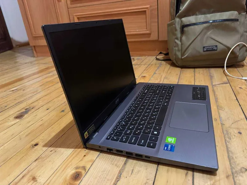 Acer Aspire 5 A515-57G — i7-1255U 6 Acer Aspire 5 A515-57G — i7-1255U 6