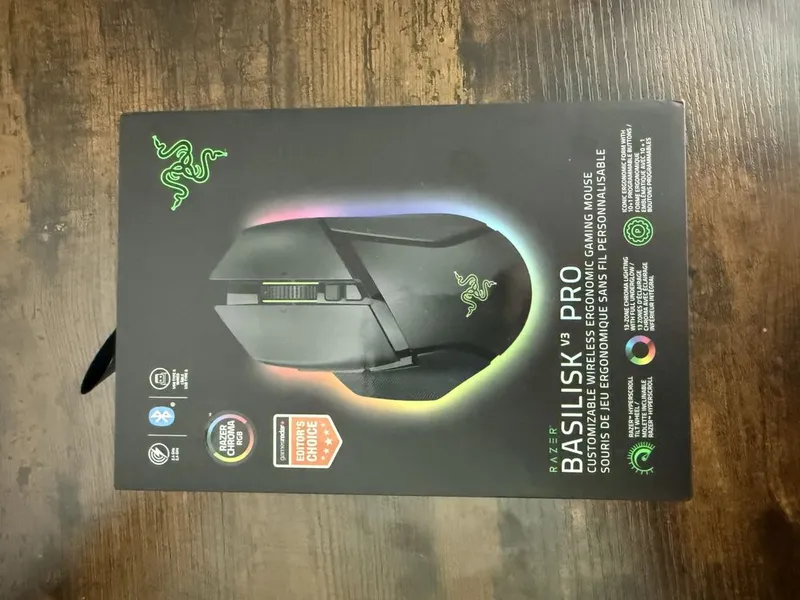 Razer Basilisk V3 Pro - новая