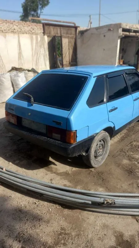 mashina sotiladi 2 mashina sotiladi 2